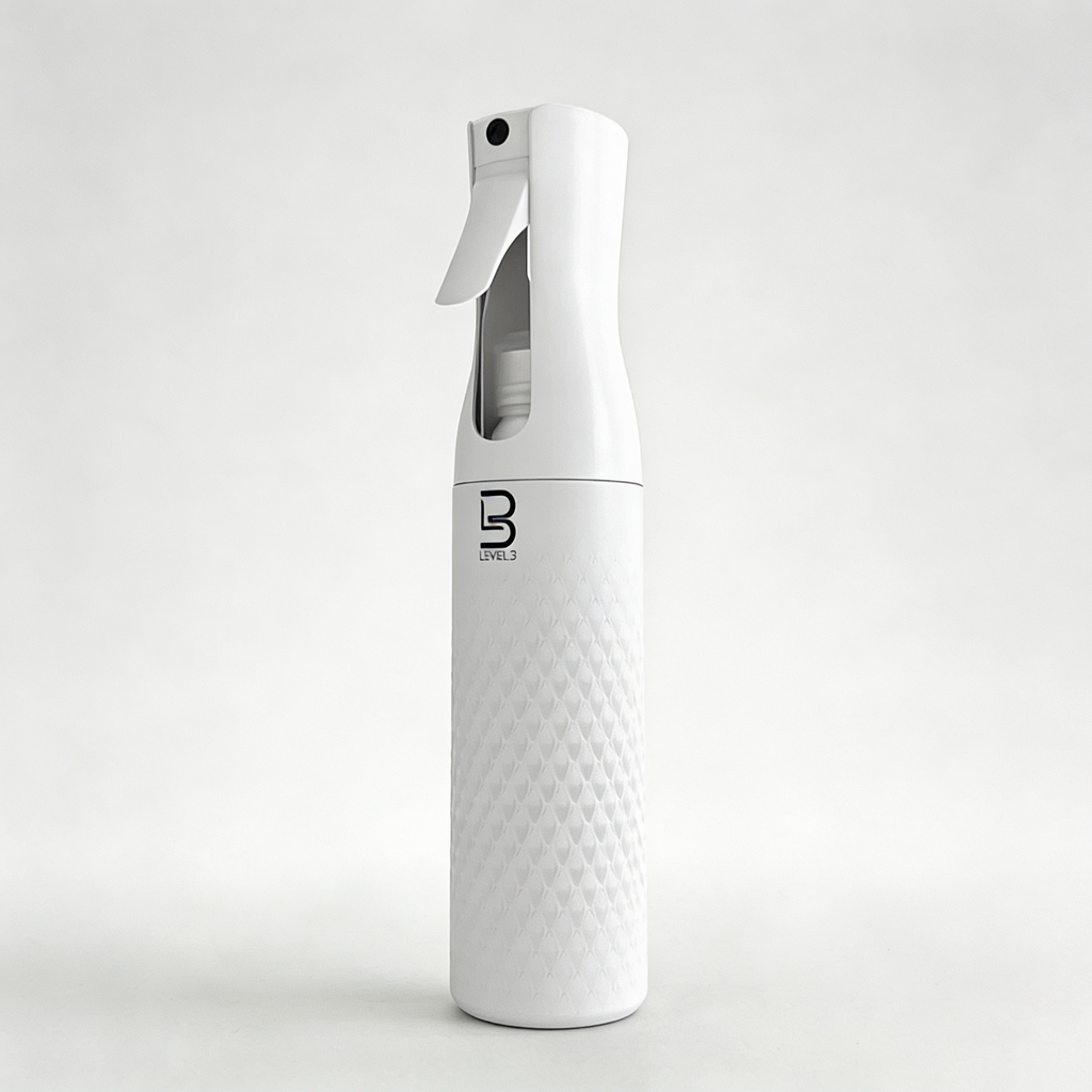 L3VEL3 BEVELED SPRAY BOTTLE WHITE