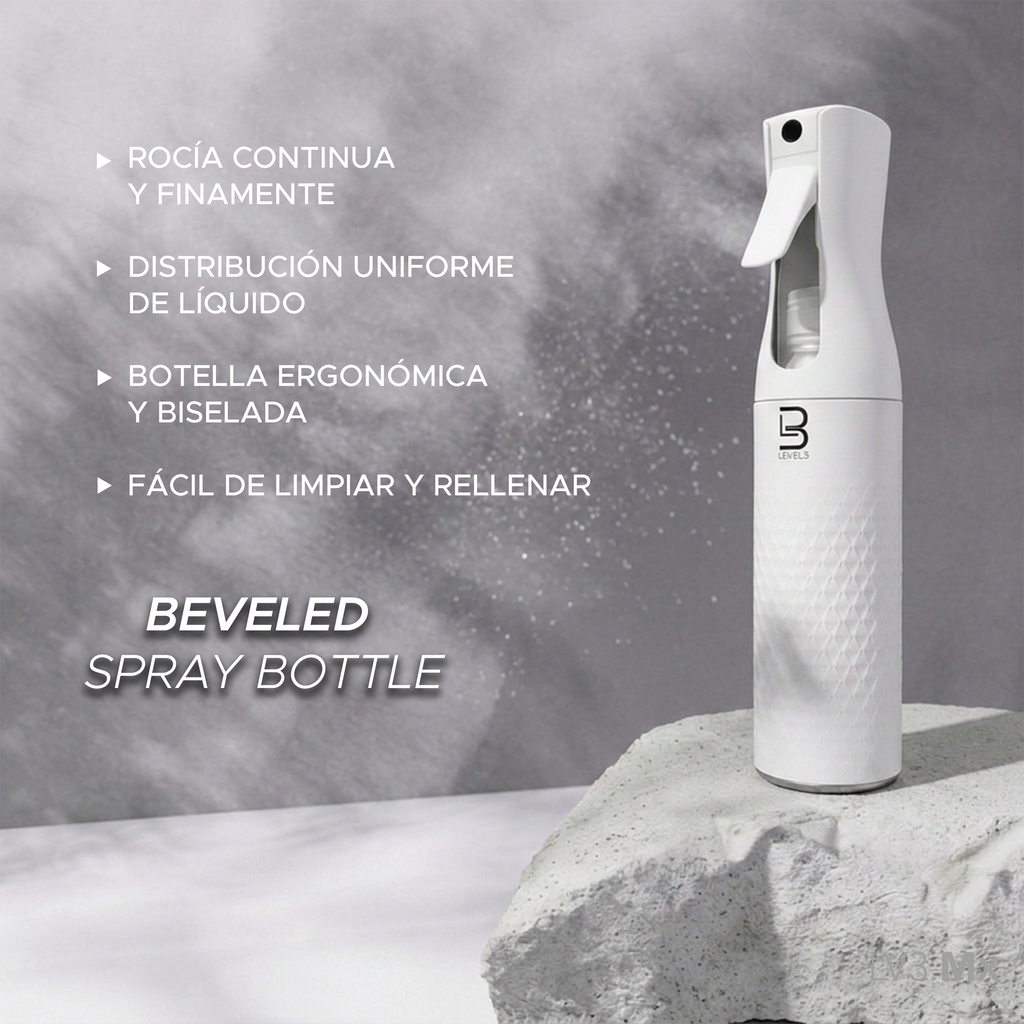 L3VEL3 BEVELED SPRAY BOTTLE WHITE