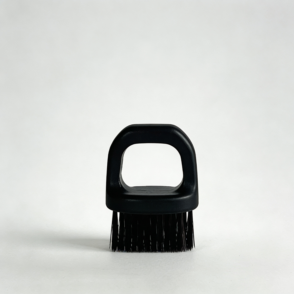 L3VEL3 LARGE FINGER BRUSH