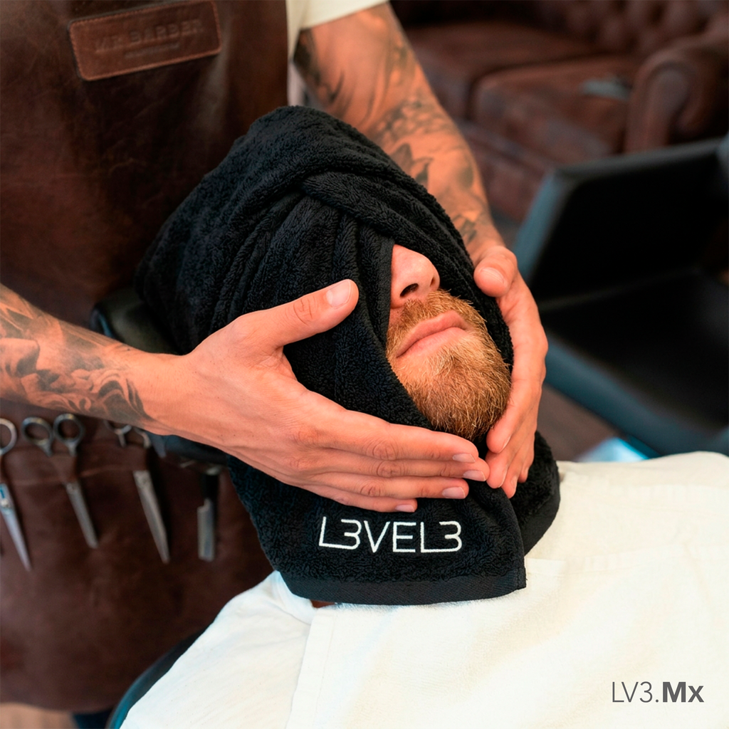 L3VEL3 BLACK TOWEL